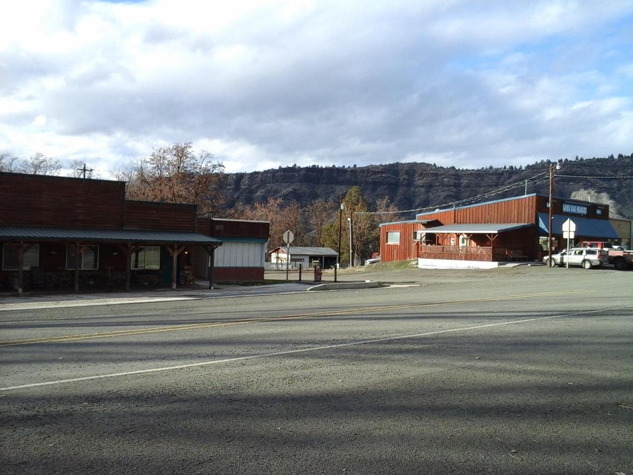 River Bend Motel LlcSpray エクステリア 写真